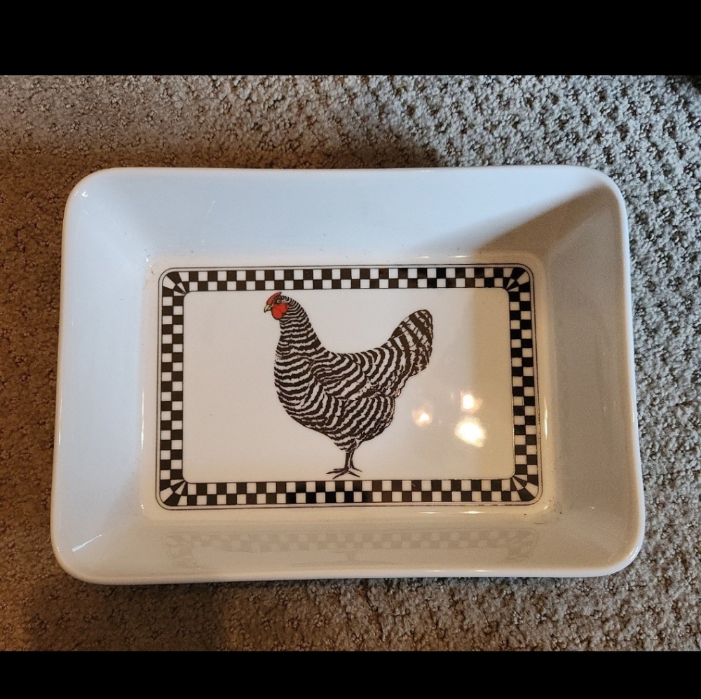 VINTAGE Dept 56 Chicken Display piece / casserole dish